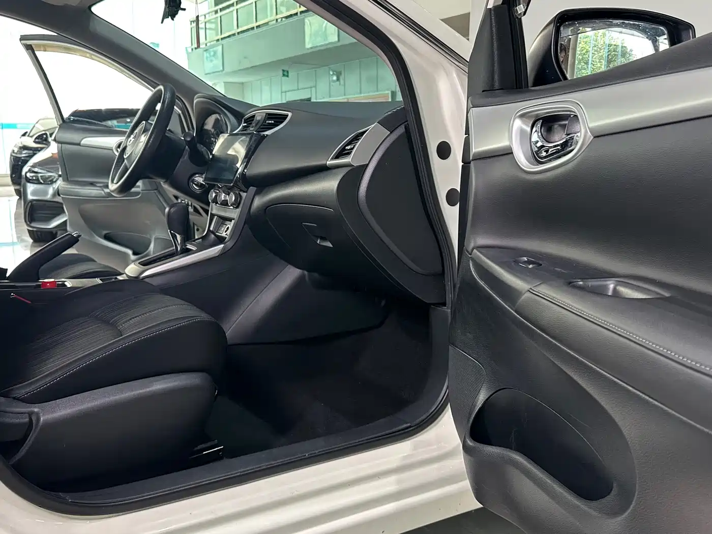 Nissan SYLPHY, миниатюра 12