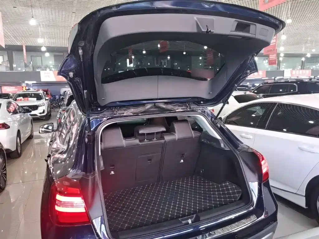Mercedes-Benz GLA 2017 GLA 200 Dynamic фото 19