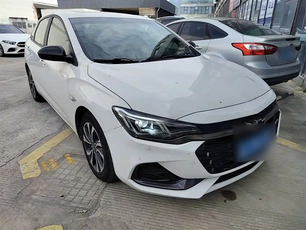 Chevrolet Monza 2019 RS 330T Auto Smooth Edition China VI фото 4