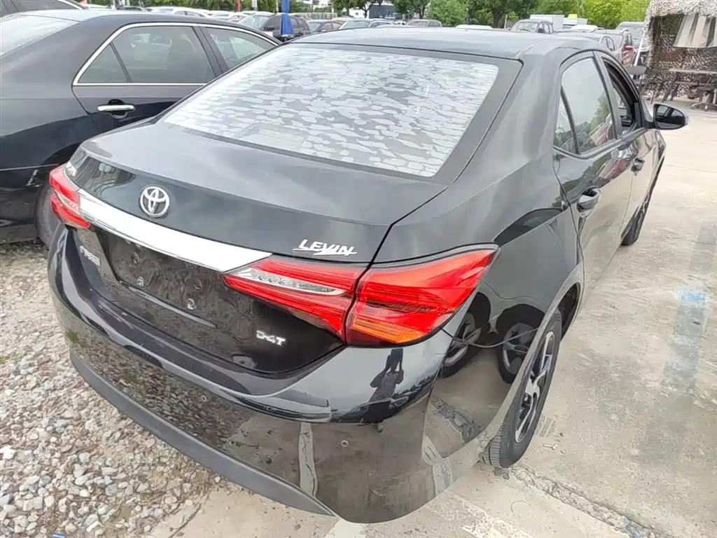 Toyota Levin 2017 Facelift 185T CVT Elite (China V) фото 7
