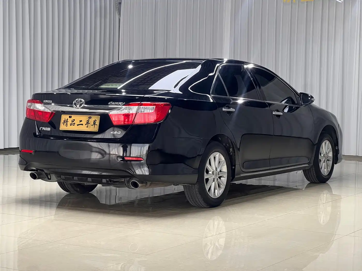 Toyota Camry 2012 2.5G Luxury Edition фото 7