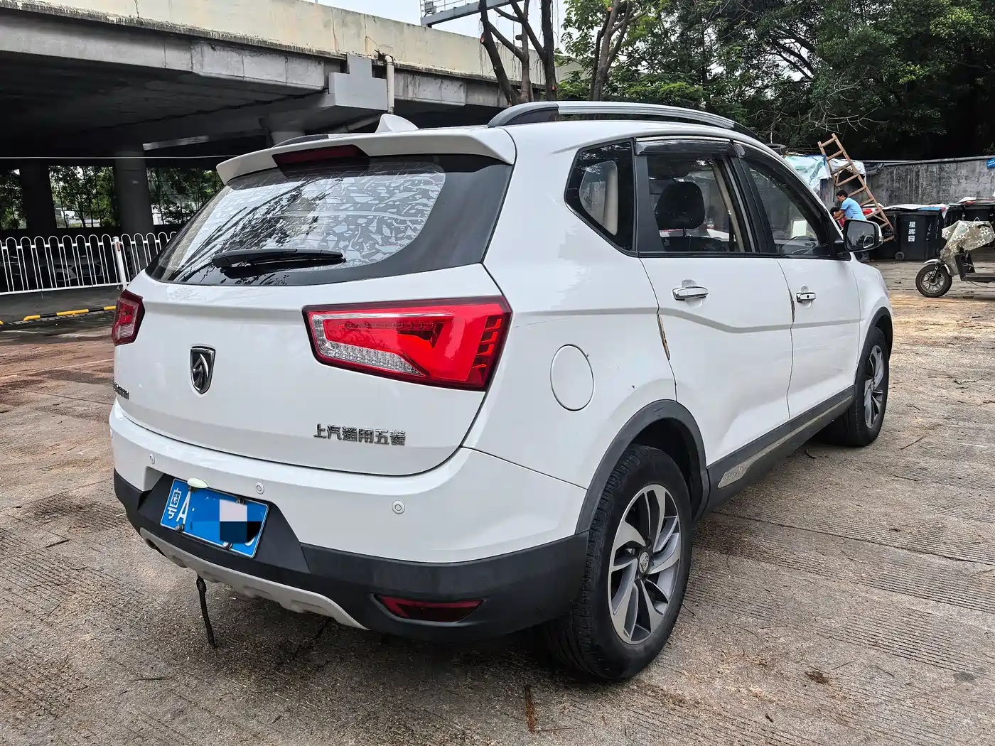 Baojun 560 2015 2015 1.8L Manual Luxury