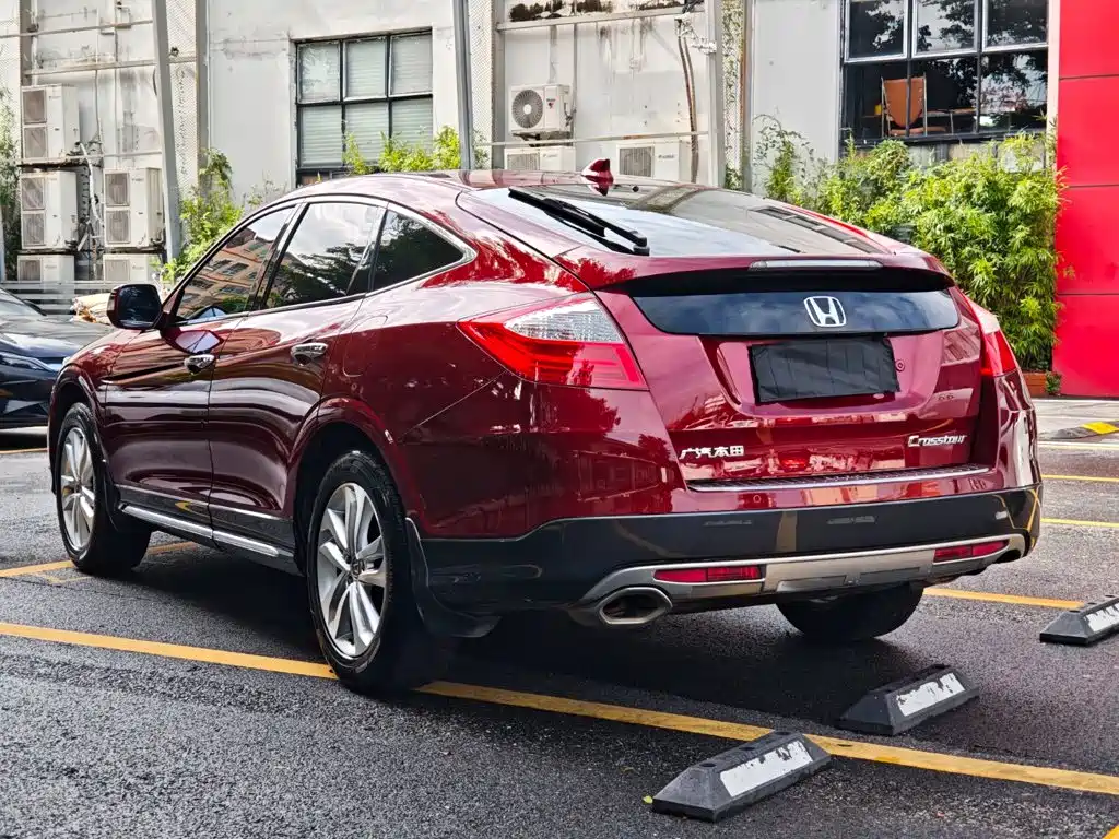Honda Crosstour 2015 2014 2.4L Luxury Edition