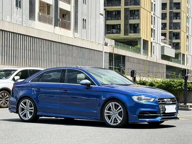 Audi S3 2015 S3 2.0T Limousine — фото 3