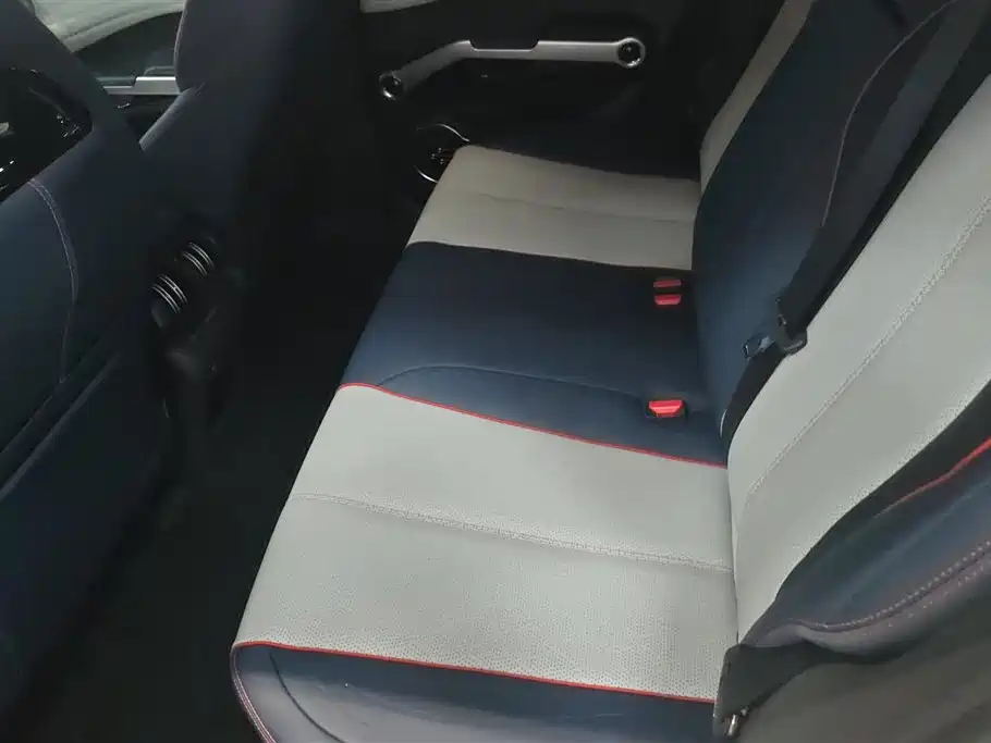 BYD Yuan PLUS 2022 510KM Premium фото 11
