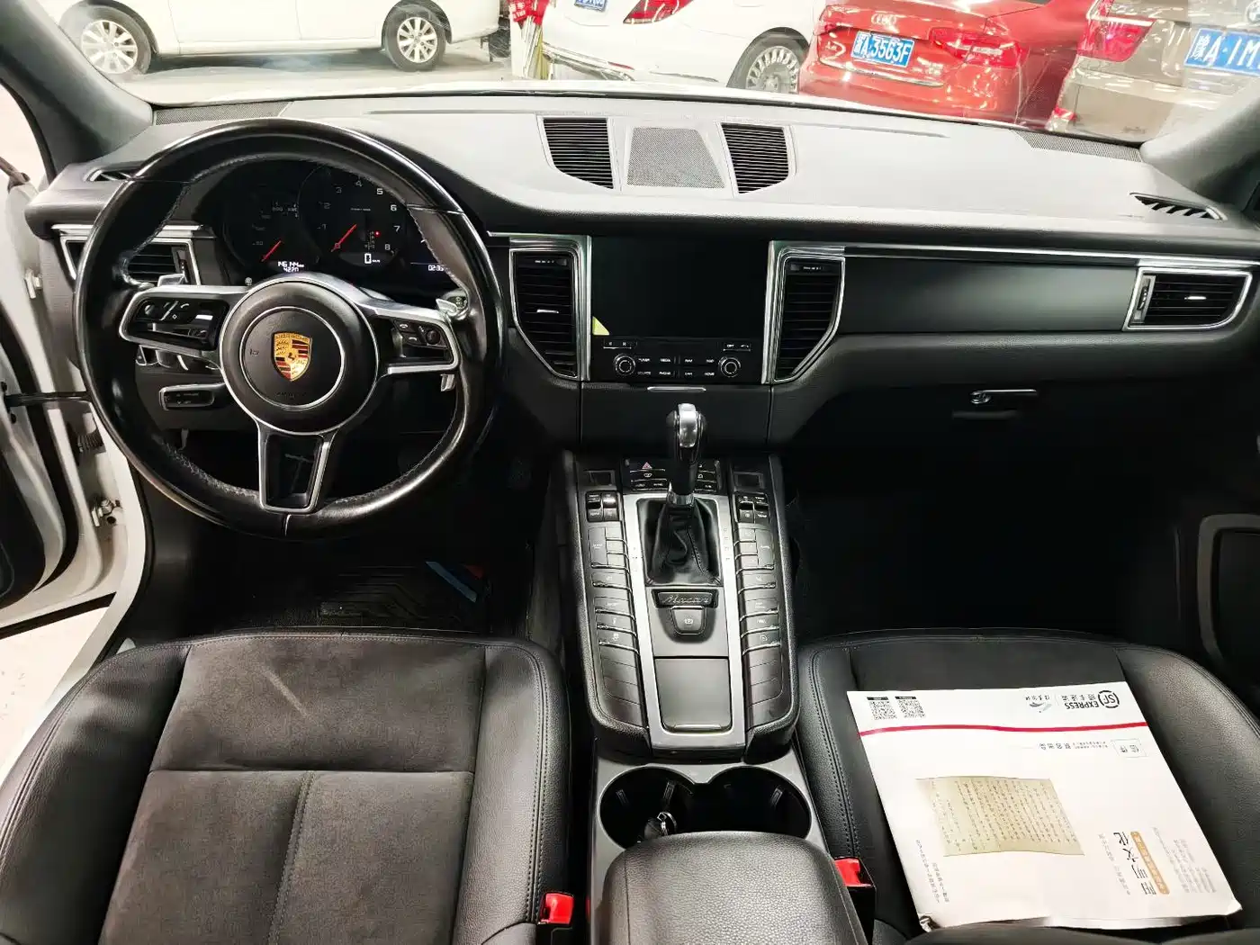 Porsche Macan 2016 Macan 2.0T фото 10