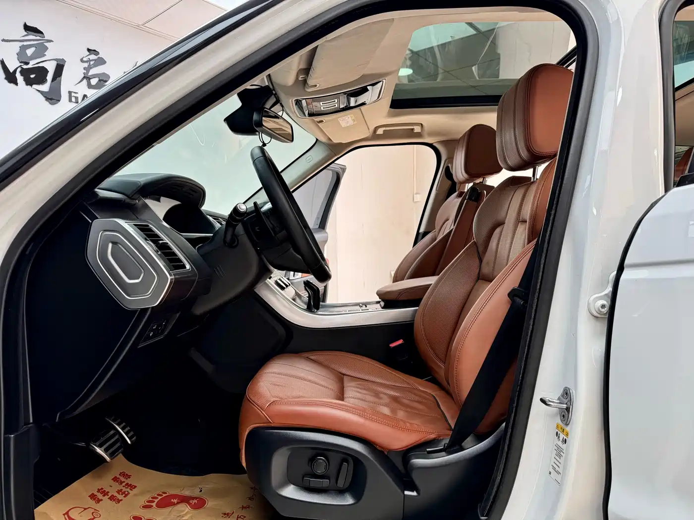 Land Rover Range Rover Sport 2016 Model 3.0 SC V6 HSE DYNAMIC фото 7