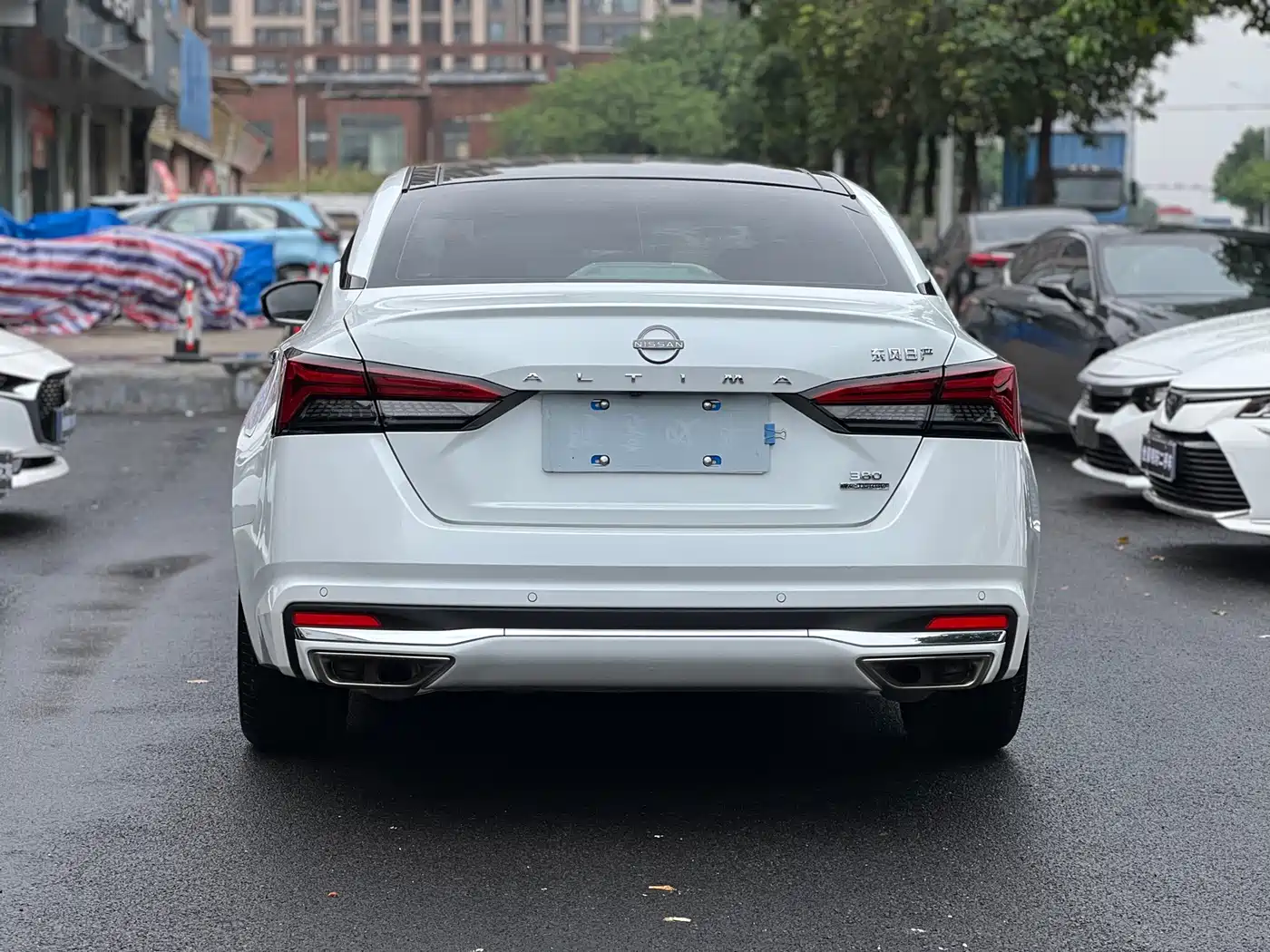 NISSAN TEANA