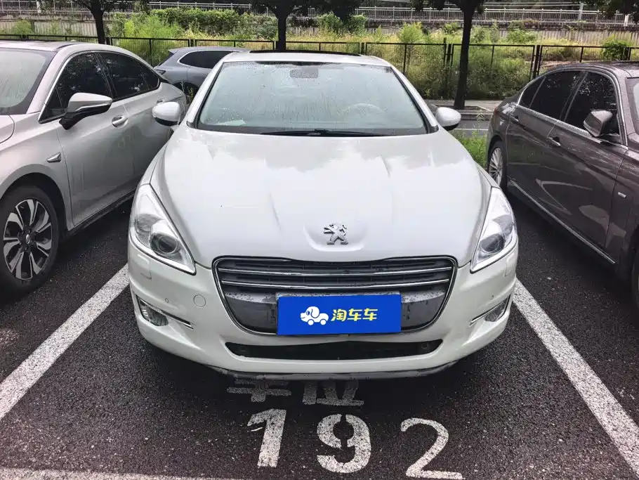 Peugeot 508 2013 2013 2.3L Roland Garros Edition