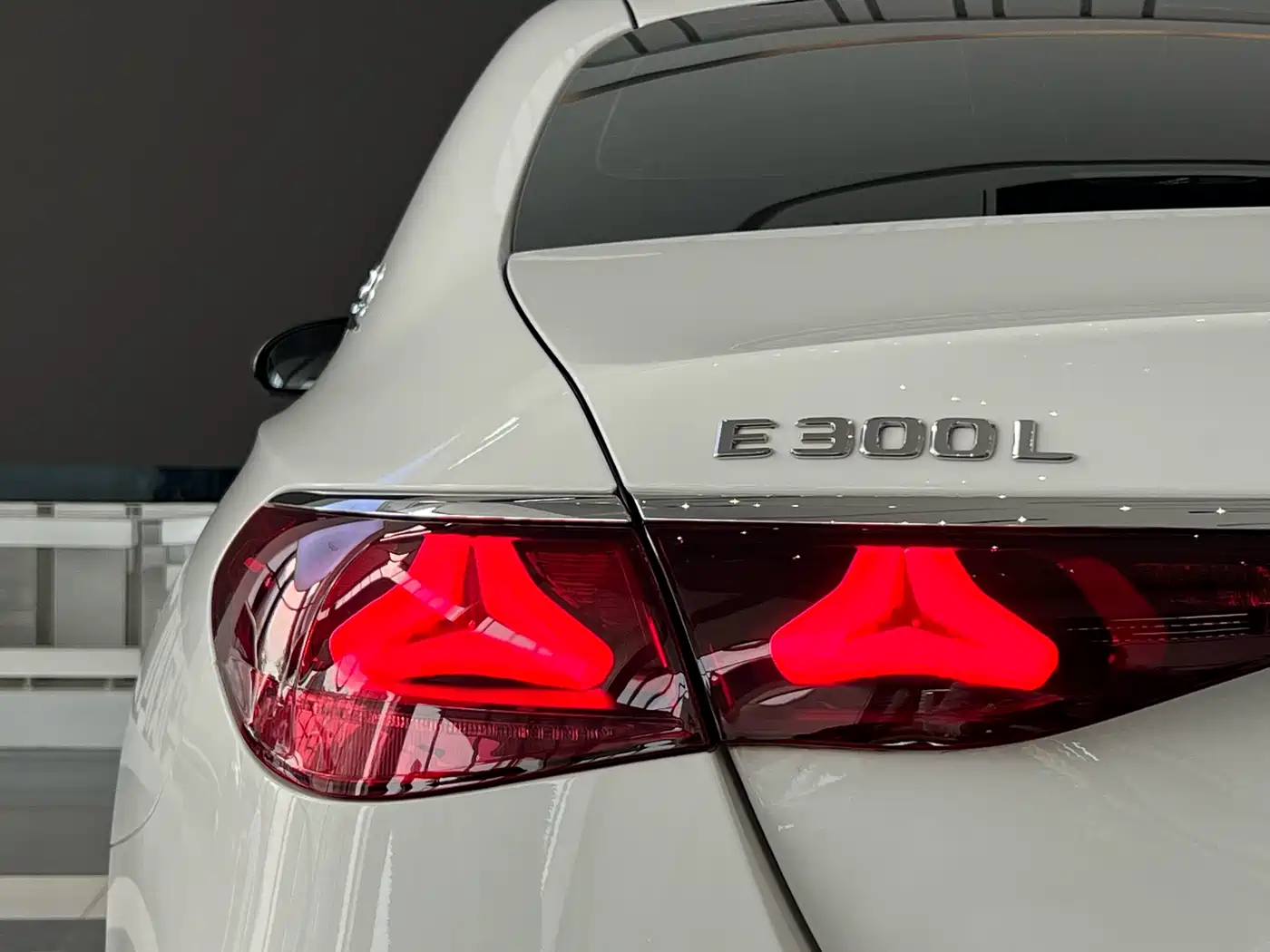 Mercedes-Benz E-Class 2024 E 300 L Fashion Sport фото 14