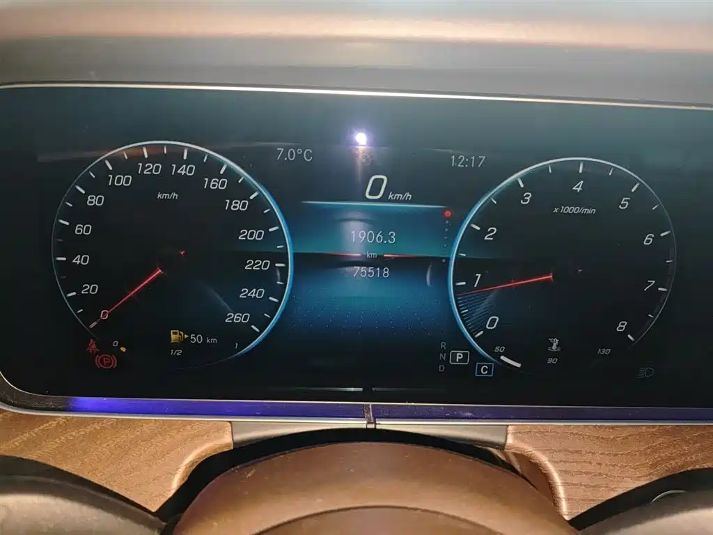Mercedes-Benz E-Class 2022 Second Facelift E 300 L Fashion фото 12
