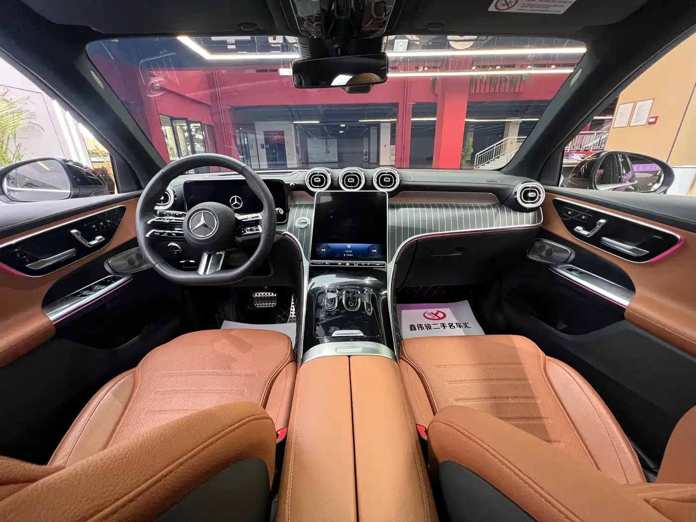 Mercedes-Benz GLC 2023 Facelift GLC 300 L 4MATIC Luxury 5-Seater фото 12