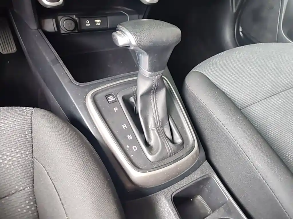 Kia K2 2018 2017 Sedan 1.4L AT GLS