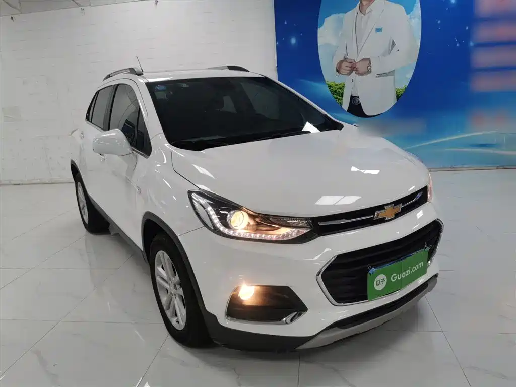 Chevrolet Trax 2018 330T Automatic 2WD Luxury фото 4