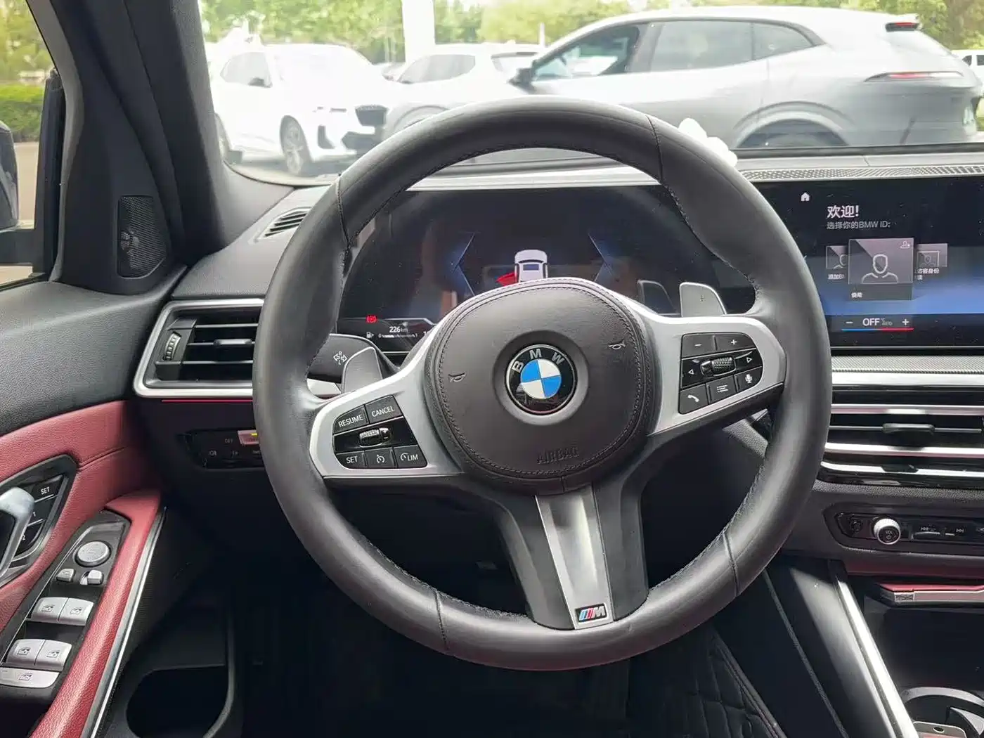 BMW 3 Series 2023 325i M Sport Black Night Package фото 6