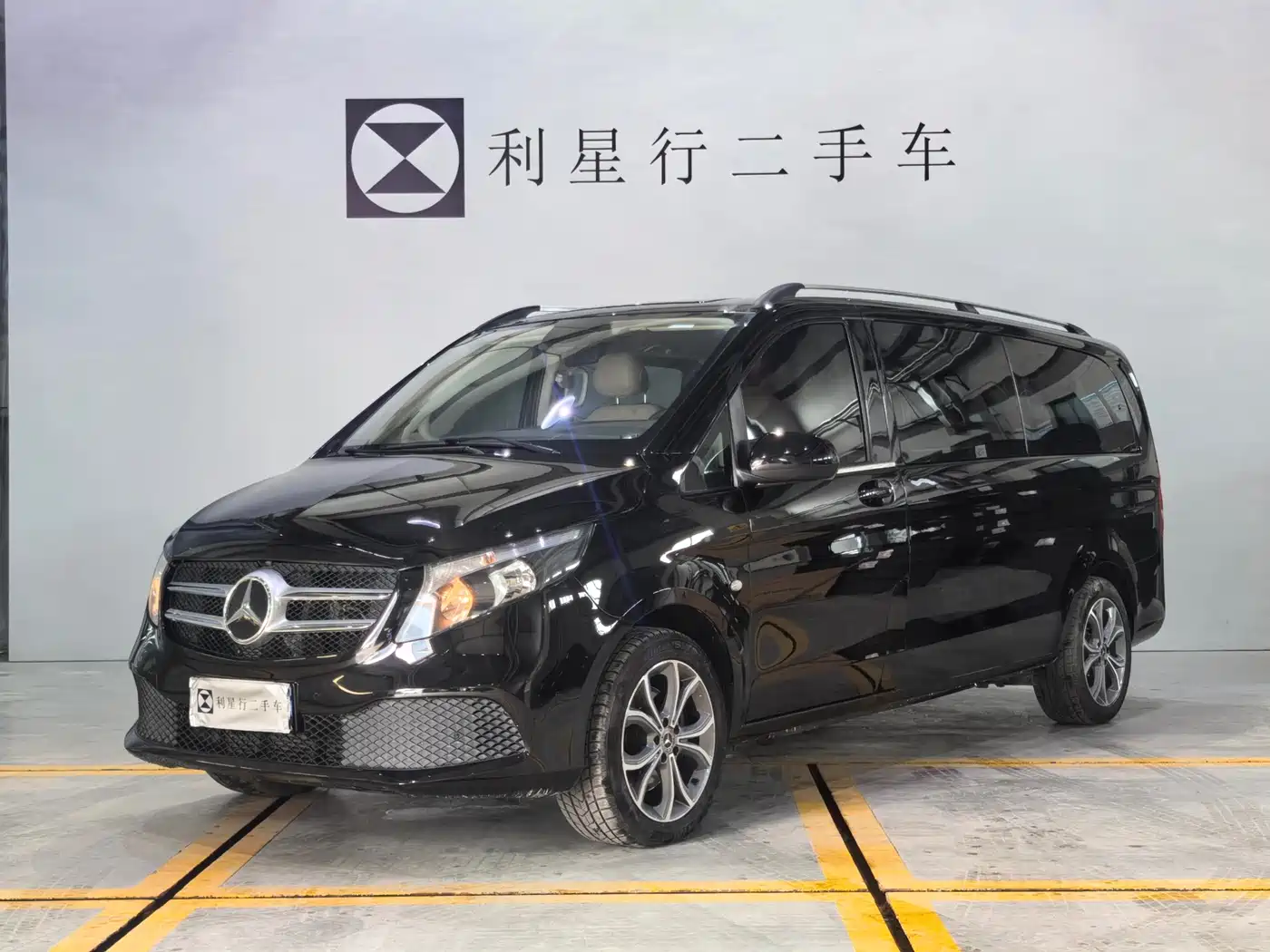 Mercedes-Benz Vito 2016 2.0T Elite Edition