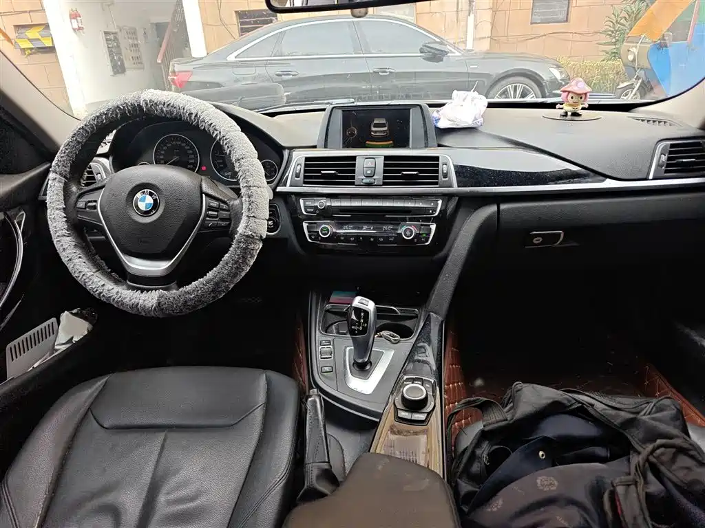 BMW 3 Series 2017 320Li Fashion фото 13