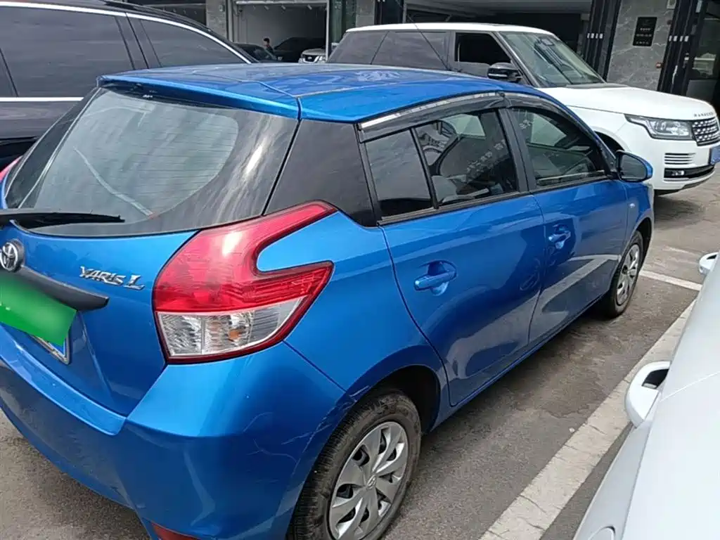 Toyota YARiS L Zhi Xuan 2014 1.3E Manual Charming Edition фото 7
