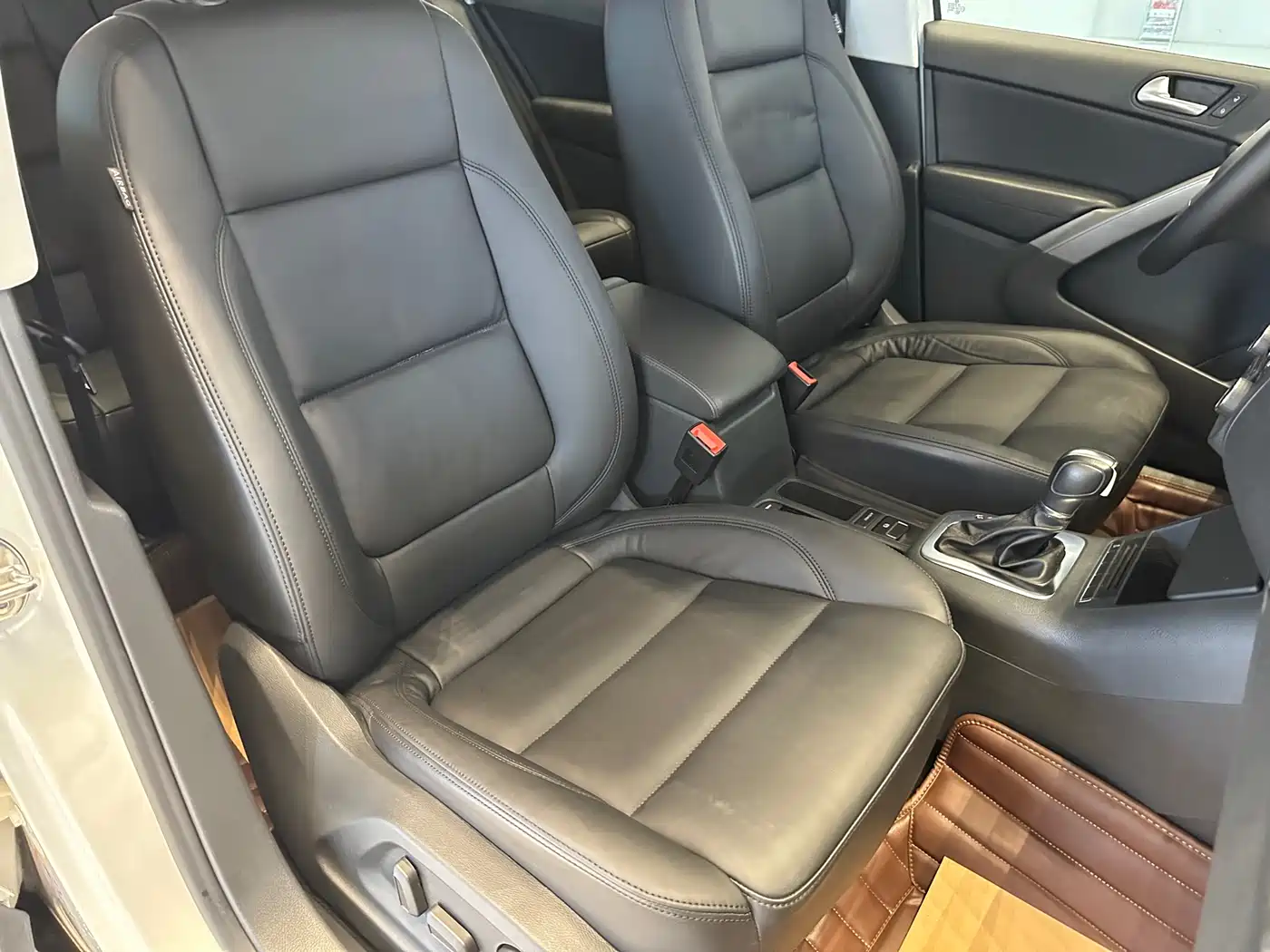 Volkswagen Tiguan 2012 1.8TSI Automatic 2WD Trend Edition фото 9
