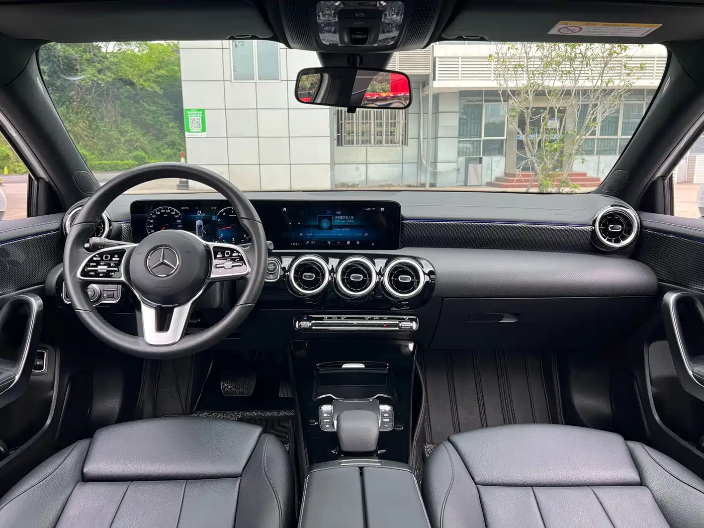 Mercedes-Benz A-Class 2022 A 200 L Sport Sedan Dynamic фото 24