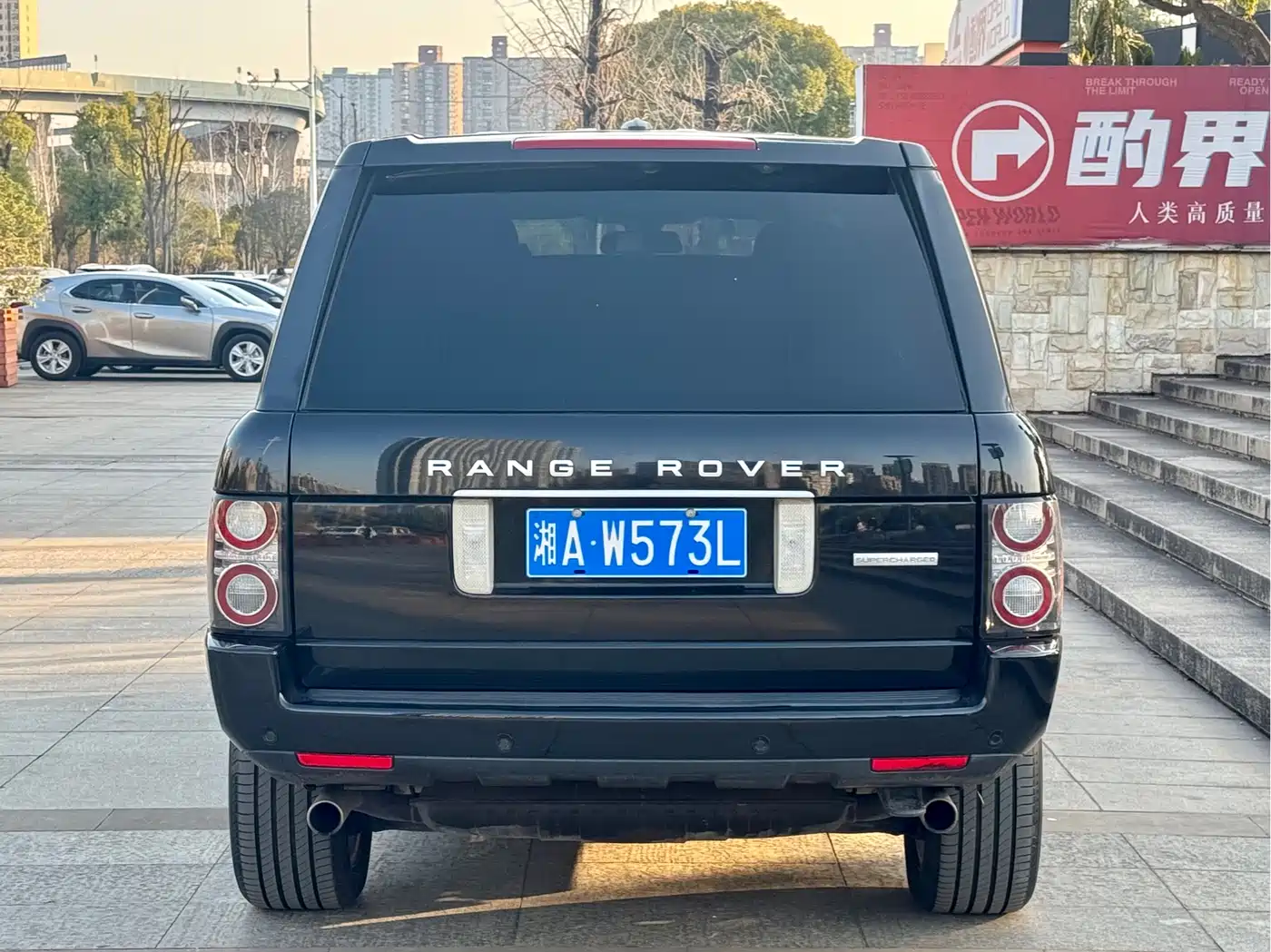 Land Rover Range Rover 2012 5.0 SC V8 фото 5