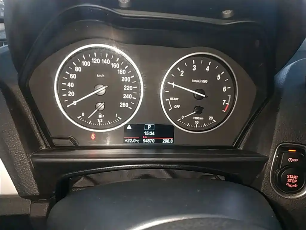 BMW 1 Series (Import) 2016 118i Leading фото 12