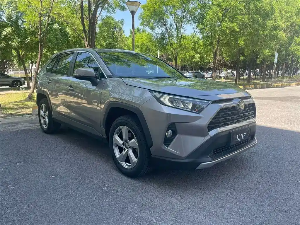 Toyota RAV4 Rongfang 2021 2.0L CVT 4WD Trend PLUS фото 3