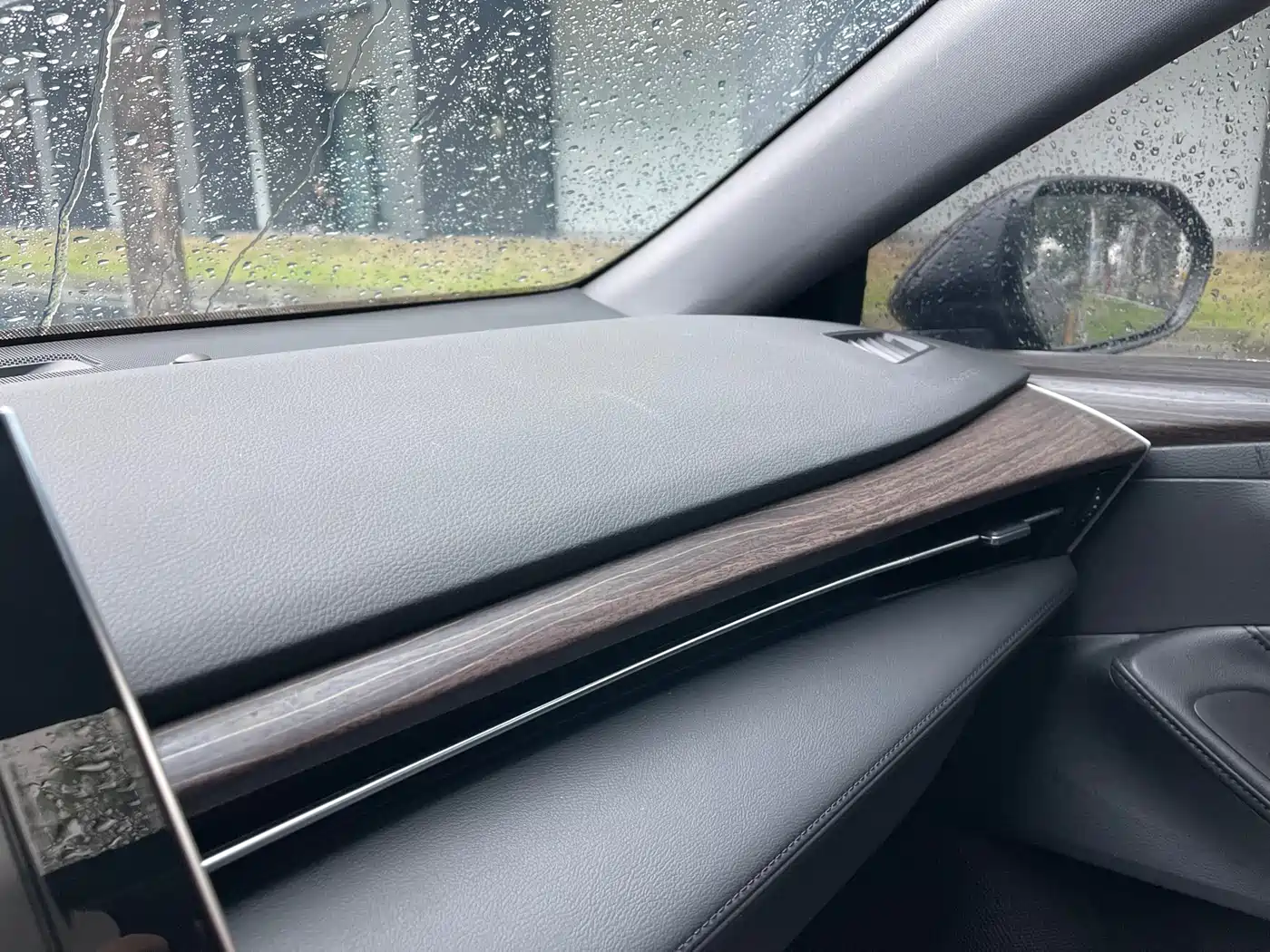 Toyota Avalon 2023 2.0L Luxury Edition фото 21