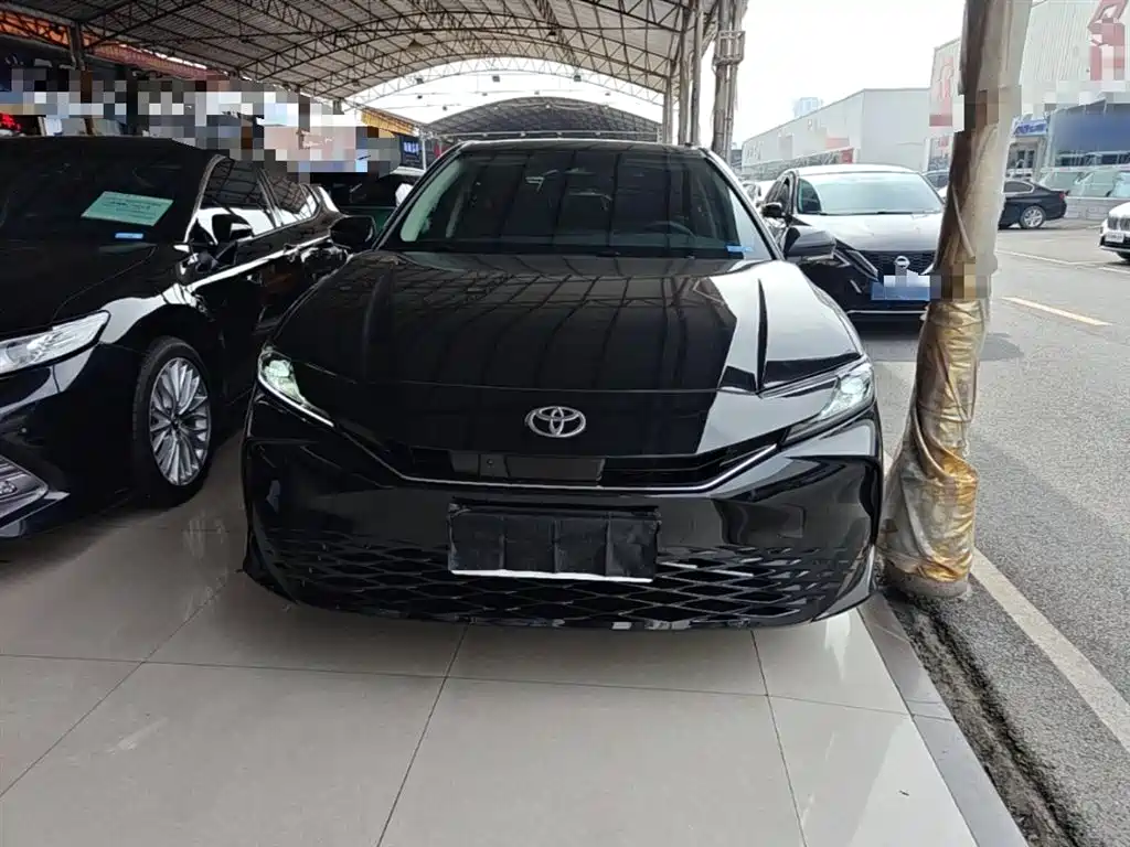 Toyota Camry 2024 2.0E Elite Edition фото 3
