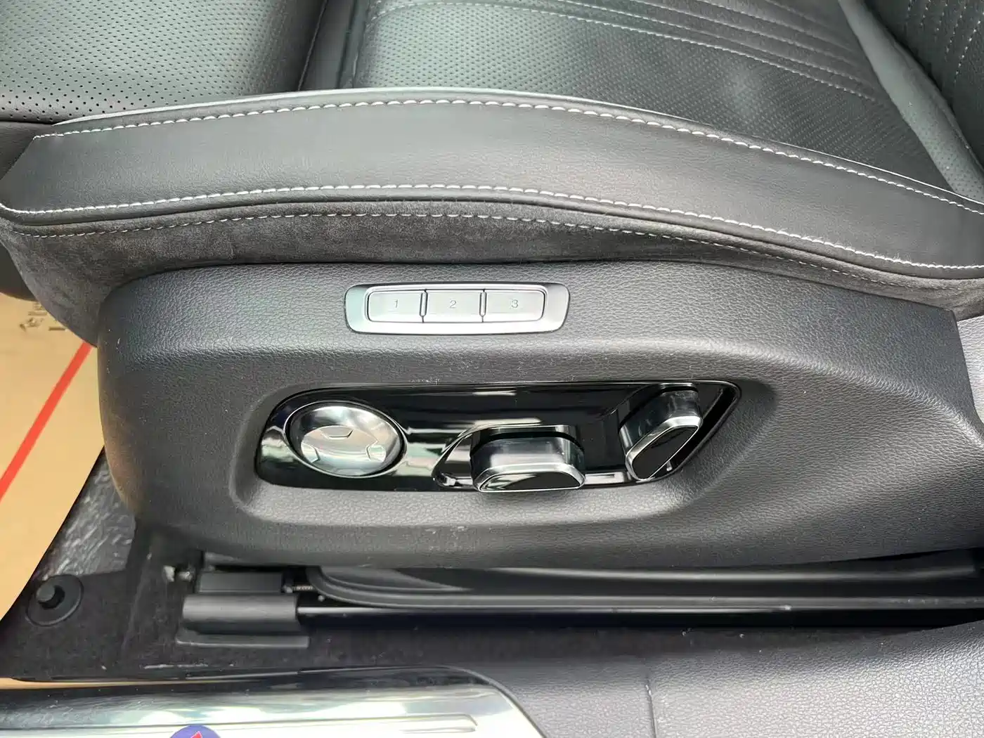 Hongqi H9 2020 3.0T Smart Connect Flagship 4-Seater фото 12