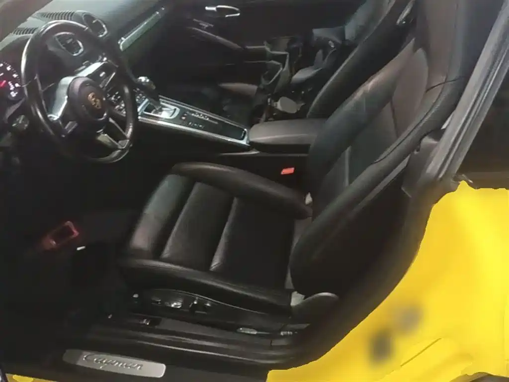 Porsche 718 2018 Cayman 2.0T фото 15