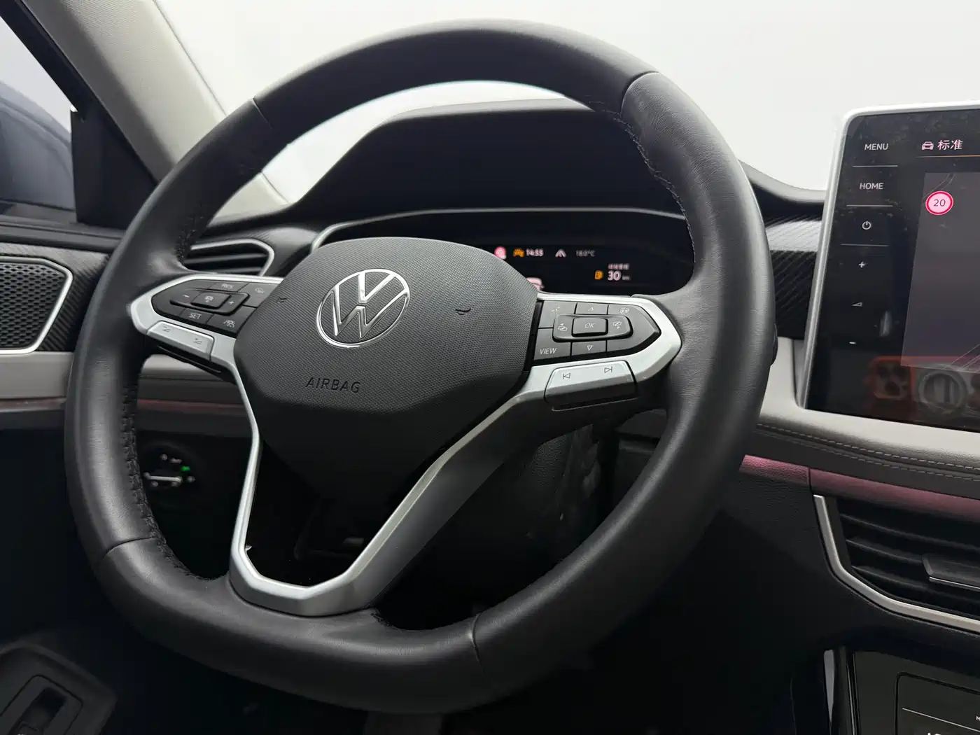 Volkswagen Tayron 2023 280TSI 2WD Luxury Plus Advanced Edition фото 12