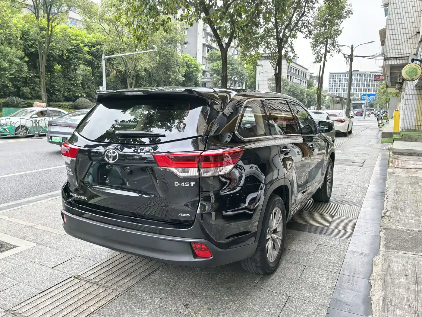Toyota Highlander 2018 2.0T 4WD Elite 7-seater (China V) фото 8