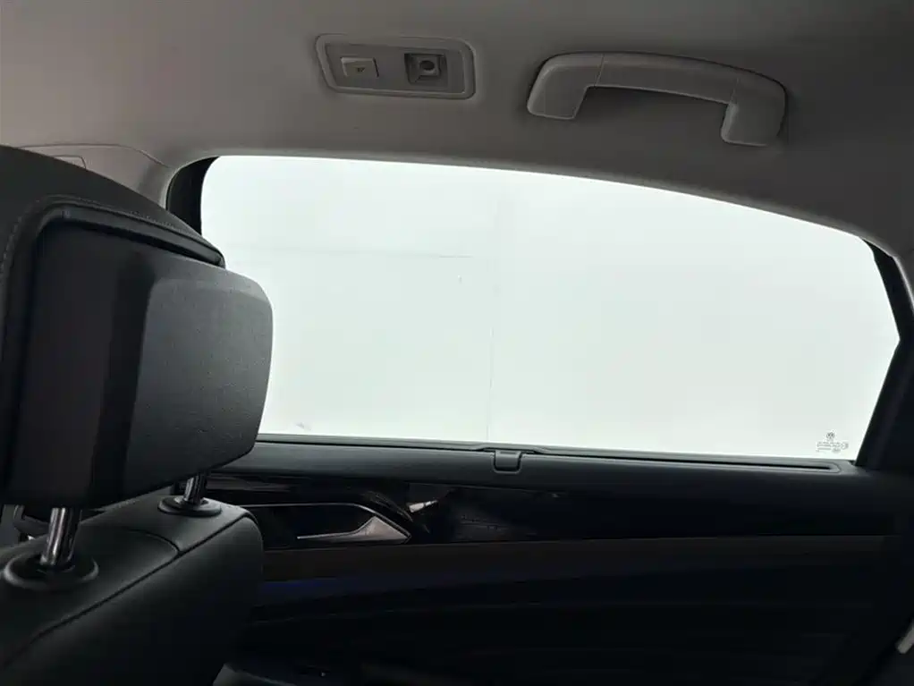 Volkswagen Passat 2019 330TSI Noble Edition China VI фото 20