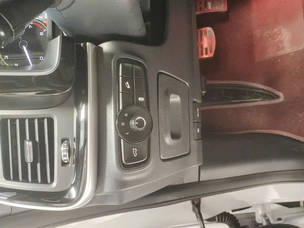 GAC Trumpchi Trumpchi M8 2021 Facelift Leading Series 390T Luxury Edition фото 5