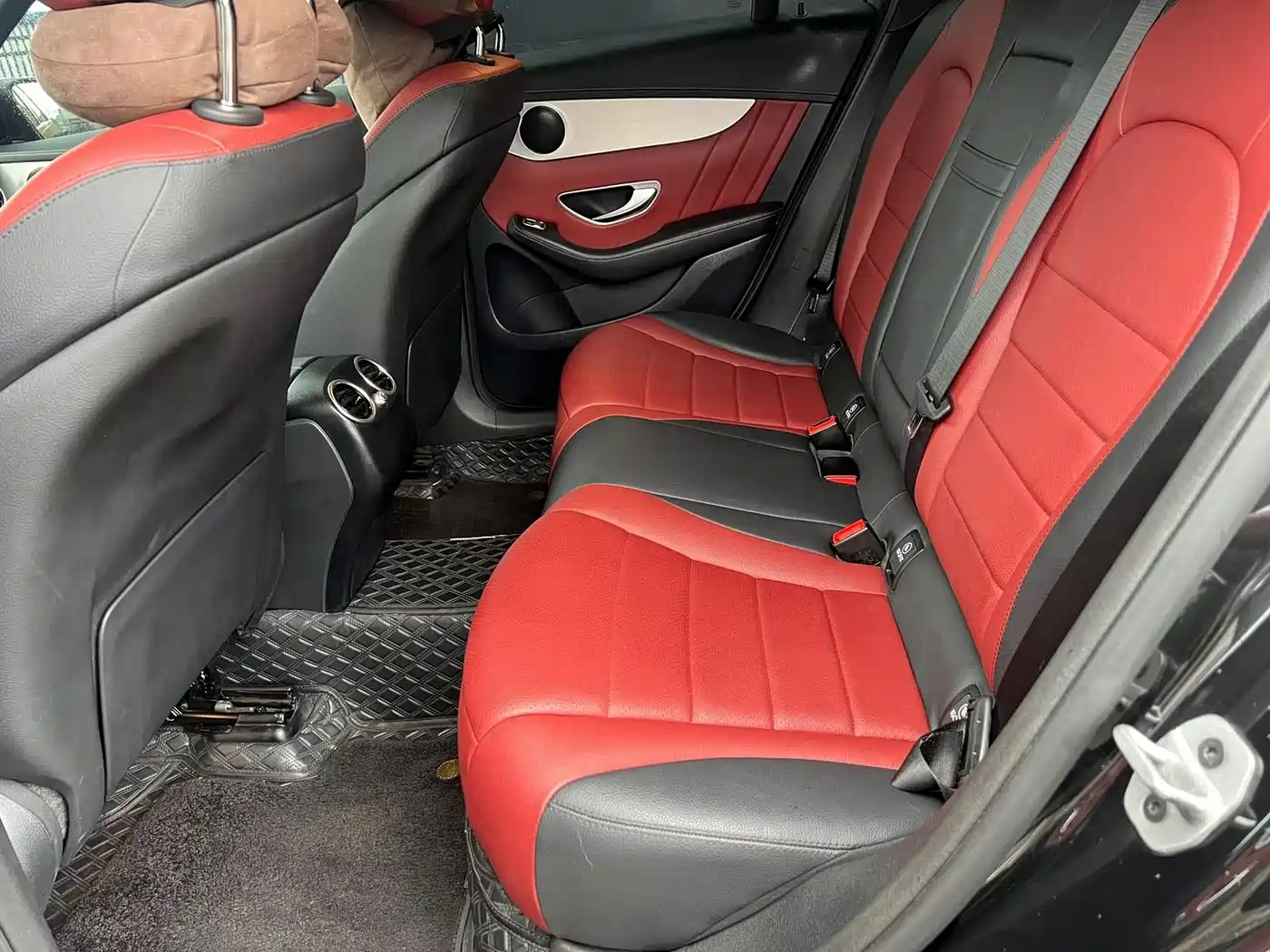 Mercedes-Benz GLC Coupe 2022 2022 GLC 260 4MATIC Coupe SUV