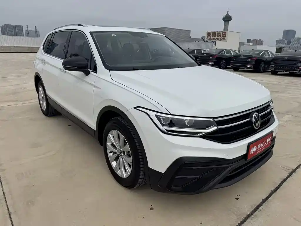 Volkswagen Tiguan, миниатюра 3