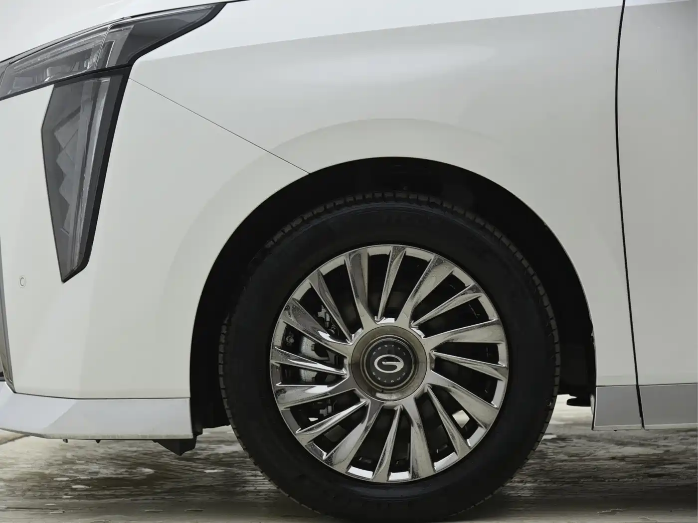 GAC Trumpchi Trumpchi M8 2025 Model Master Series Super Hybrid Edition фото 15