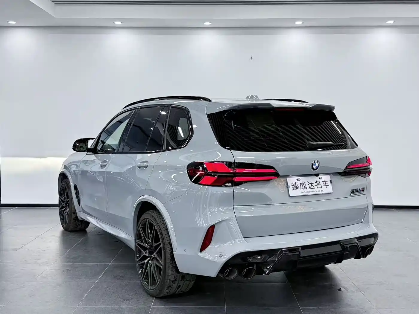 BMW X5 M 2023 Model X5 M Thunder Edition фото 5