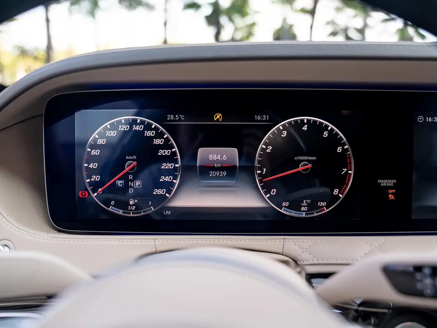 Mercedes-Benz Maybach S-Class 2018 Model S 680 фото 12
