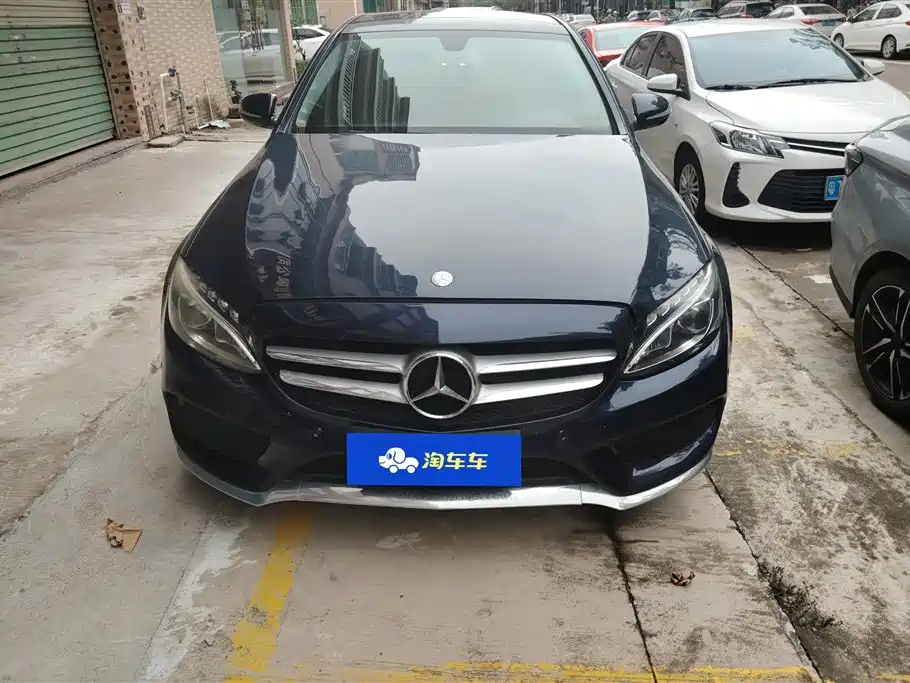 Mercedes-Benz C-Class 2015 Facelift C 200 L Sport фото 2