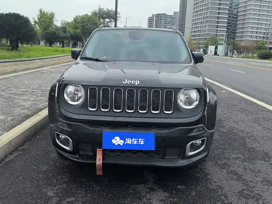 صورة 2 - Jeep Renegade