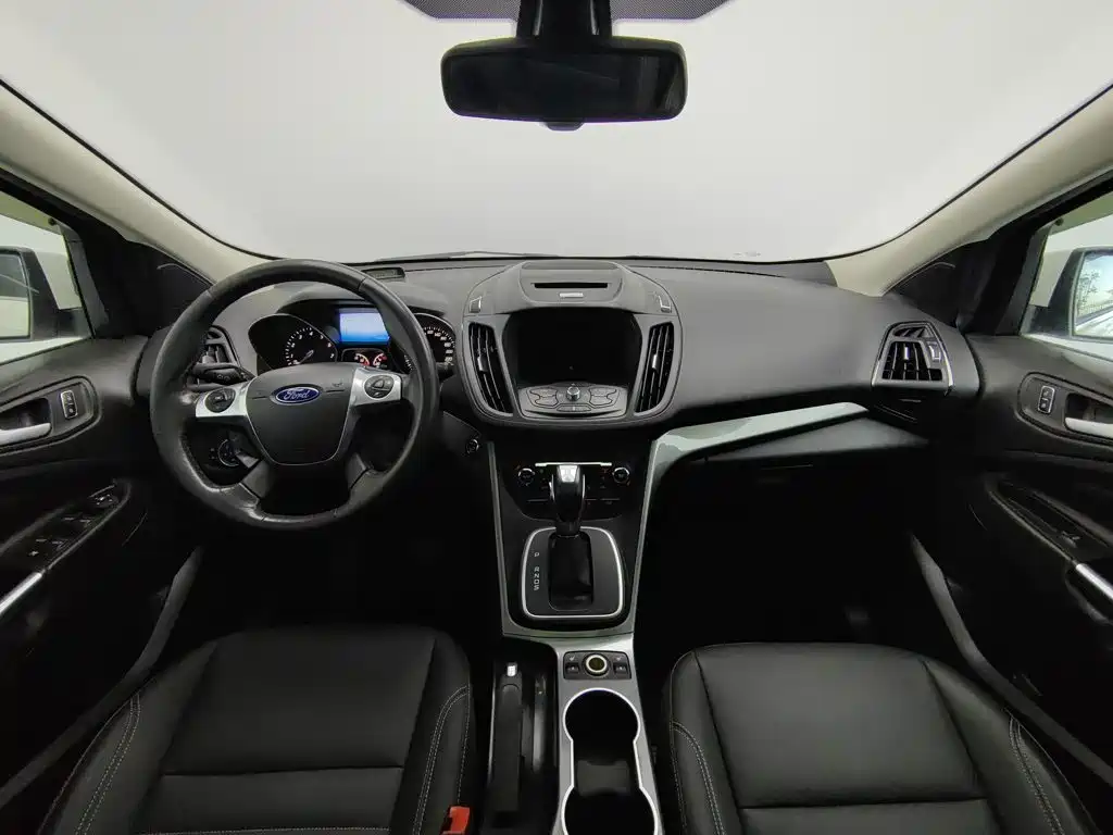 Фото 5 - Ford Kuga