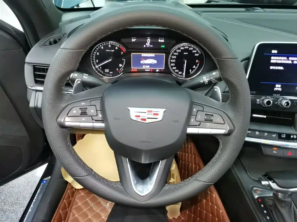 Cadillac CT4 2021 28T Premium Edition фото 11
