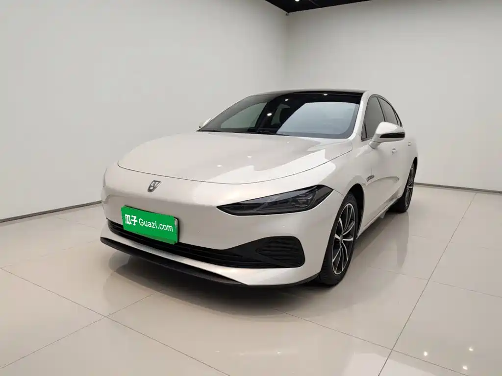 Фото 1 - Roewe D7