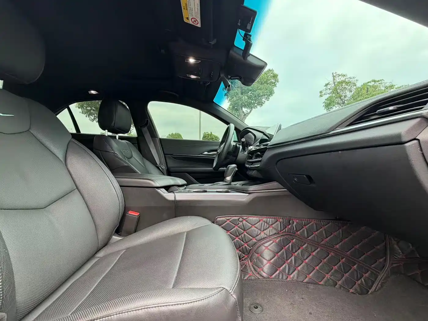Cadillac CT4 2023 2022 28T Luxury Model