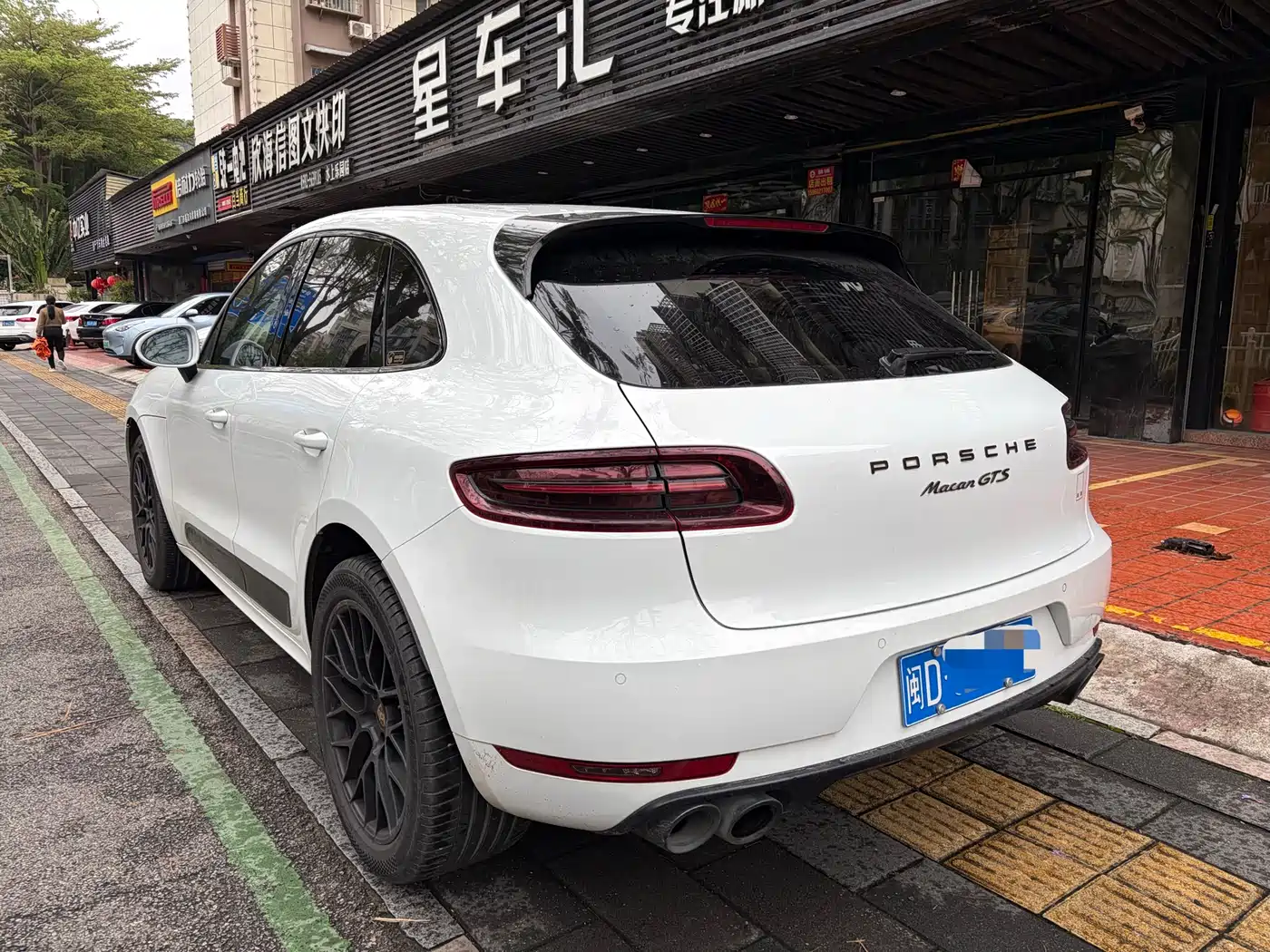Porsche Macan 2017 Macan GTS 3.0T фото 9