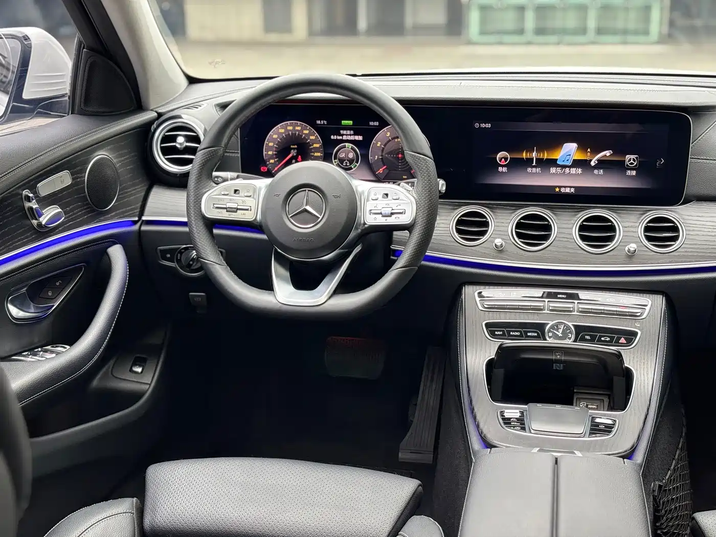 Mercedes-Benz E-Class 2020 Model E 260 L Sport фото 6