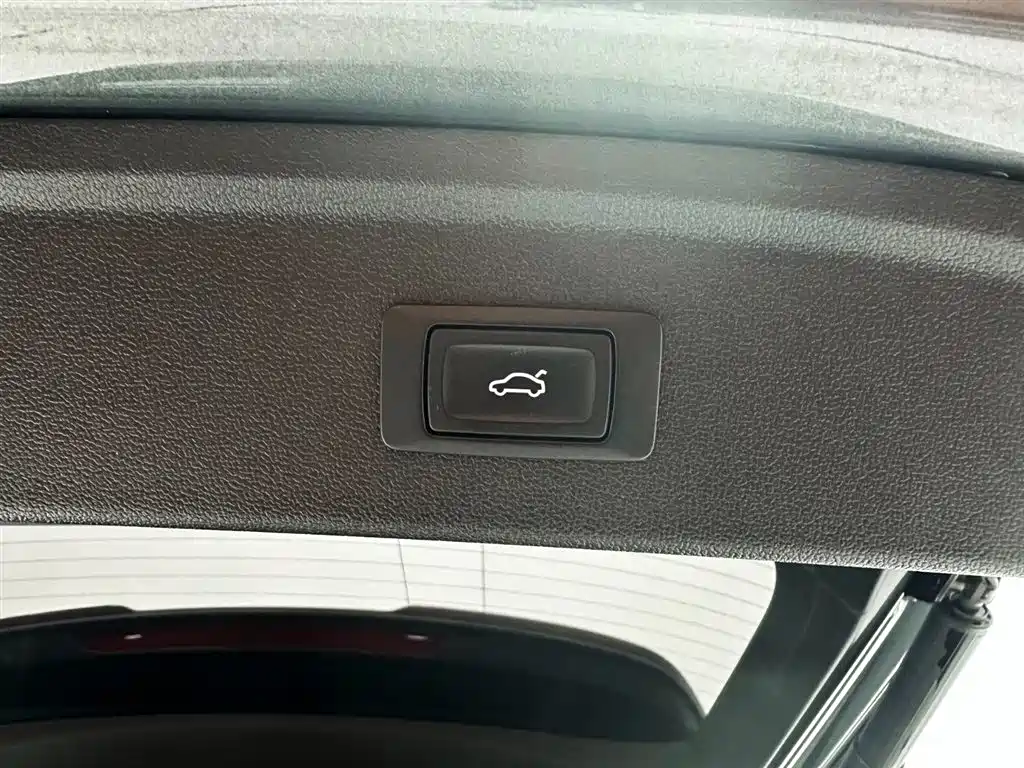 Audi A3 2024 Model Sportback 35 TFSI Fashion Sport фото 10