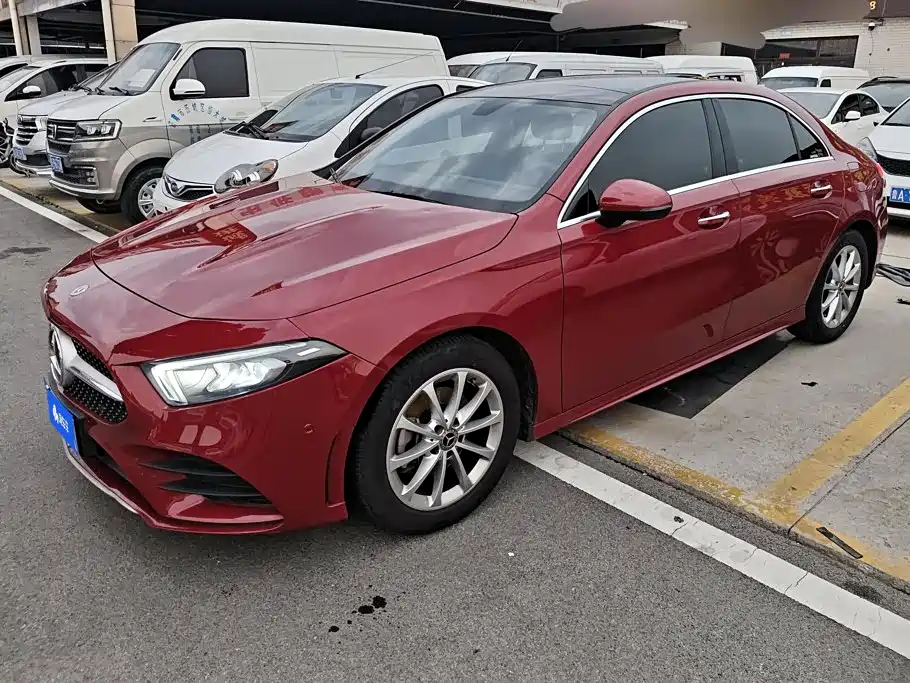  Mercedes-Benz Mercedes-Benz A-Class 2022 Facelift A 200 L Sport Sedan Fashion Style